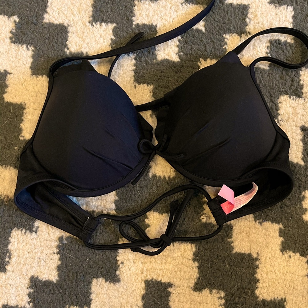 Black bikini top